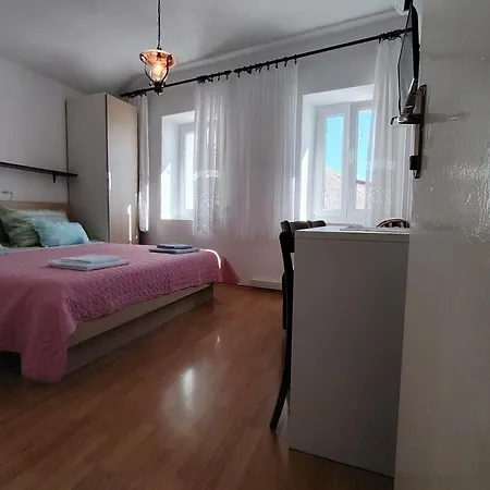 - 3 A Beautiful With A Sea View *