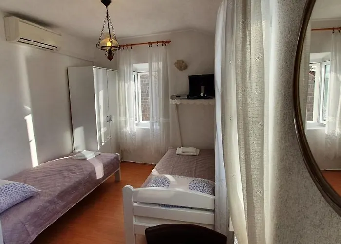 Διαμέρισμα - 3 A Beautiful With A Sea View Χβαρ